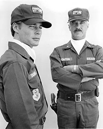 Damnation Alley Jan-Michael Vincent George Peppard 24x36 Movie Poster 8x10 Publicity Photo